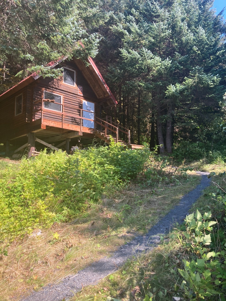 Discoverer Bay Cabin 1