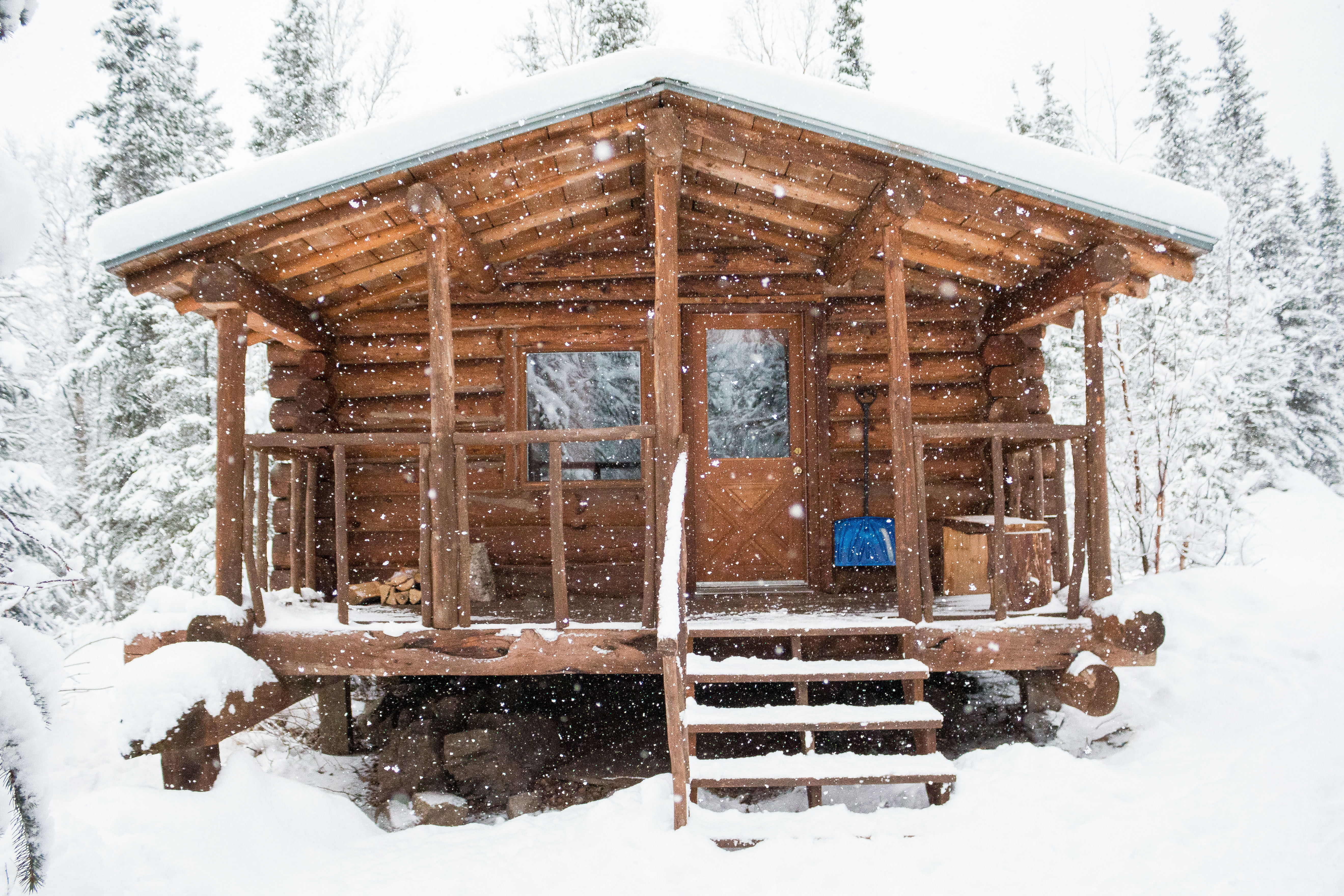 02. Alex Rearick Cozy Cabin in Chugach