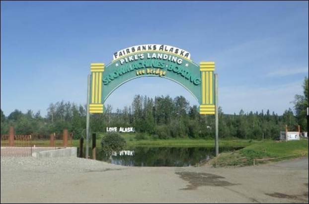 Pike's Landing Arch